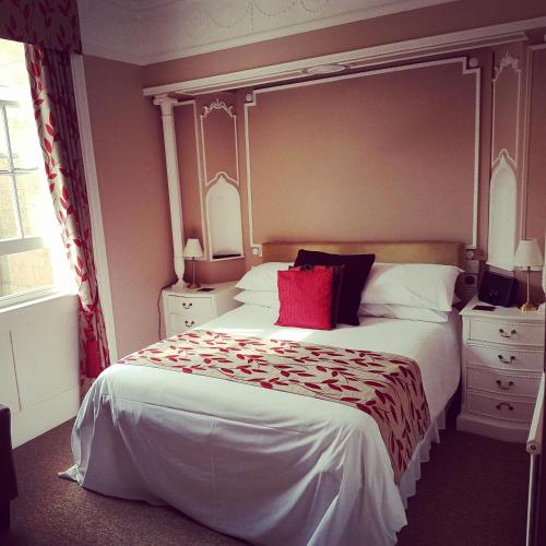 room-image