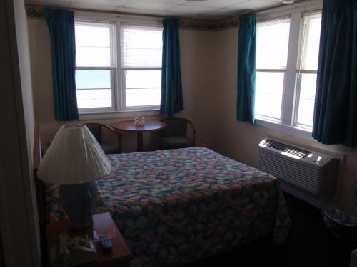 room-image