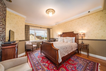 room-image