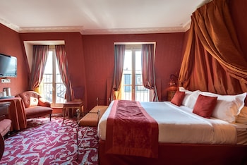 room-image