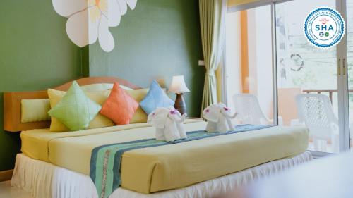 room-image