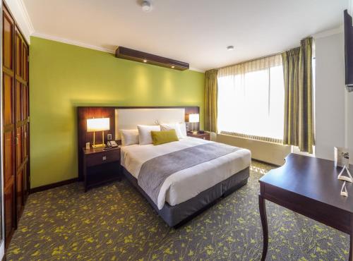 room-image