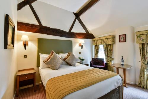 room-image