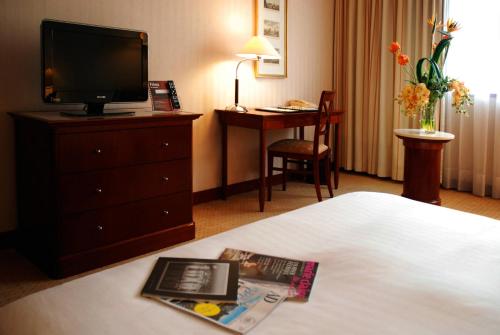 room-image