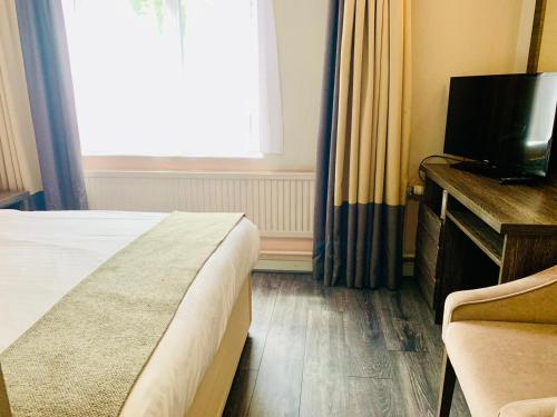 room-image