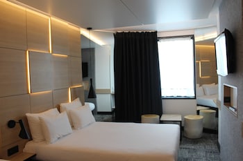 room-image