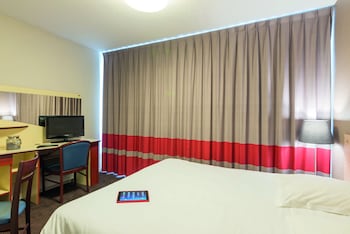 room-image