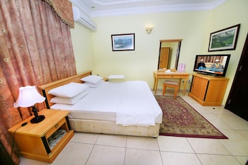 room-image