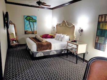 room-image