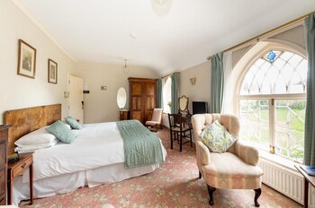 room-image