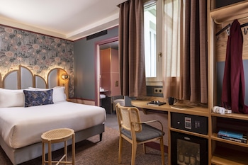 room-image