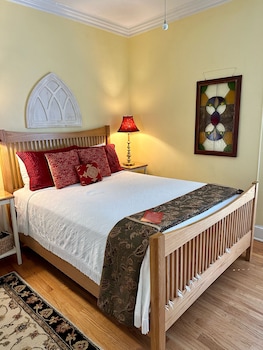 room-image