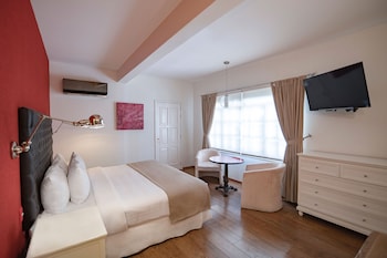 room-image
