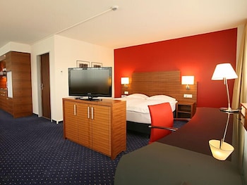 room-image