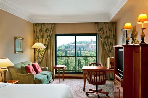 room-image