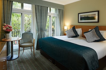 room-image