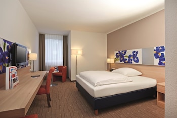 room-image