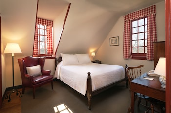 room-image