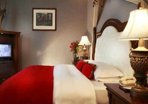 room-image
