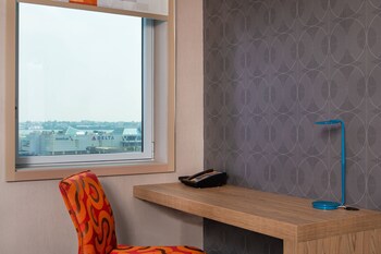 room-image