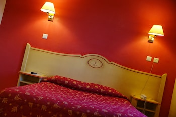 room-image