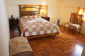room-image