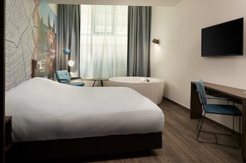 room-image