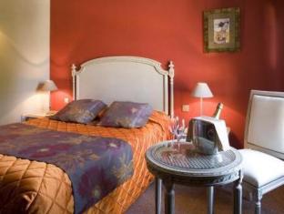 room-image