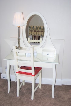 room-image