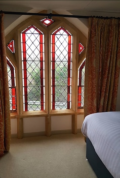 room-image