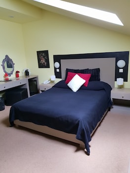 room-image