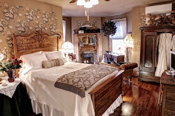 room-image