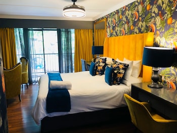 room-image