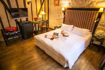 room-image