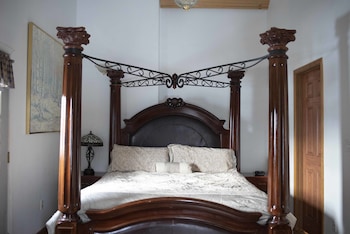 room-image