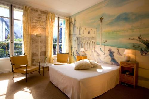 room-image