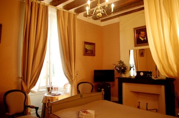 room-image