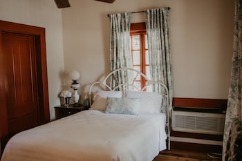room-image