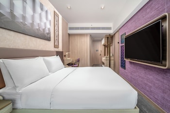 room-image