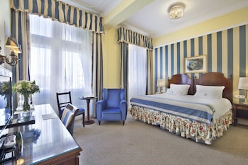 room-image