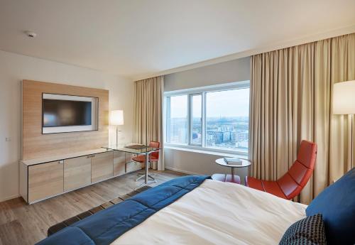 room-image