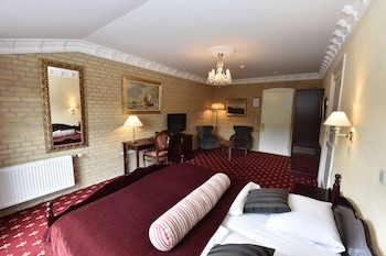 room-image