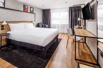 room-image