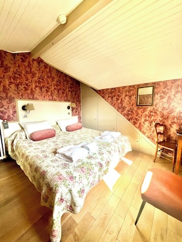 room-image