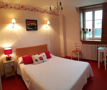room-image
