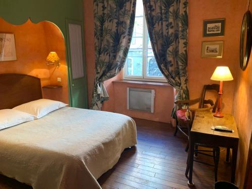 room-image