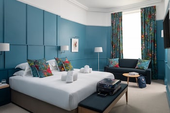 room-image