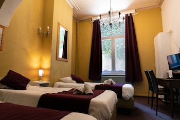 room-image