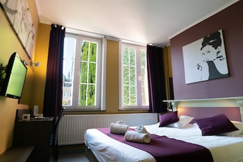 room-image