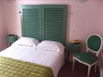 room-image